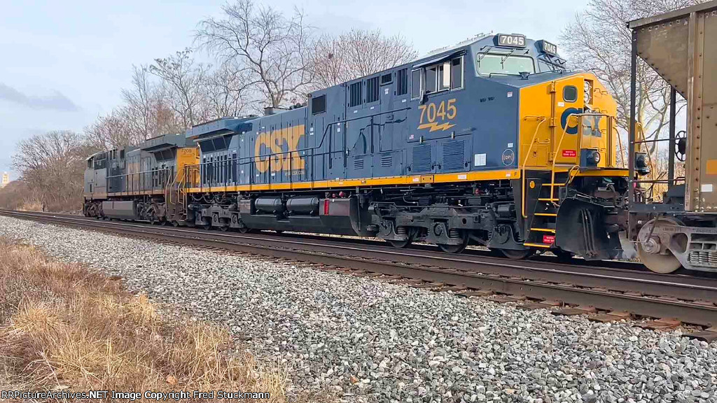 CSX 7045